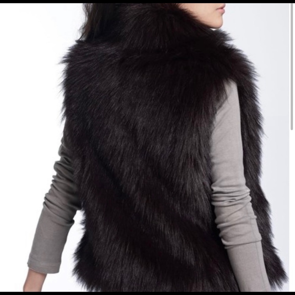 Members Only Faux Fur Vest - Picture 2 of 7